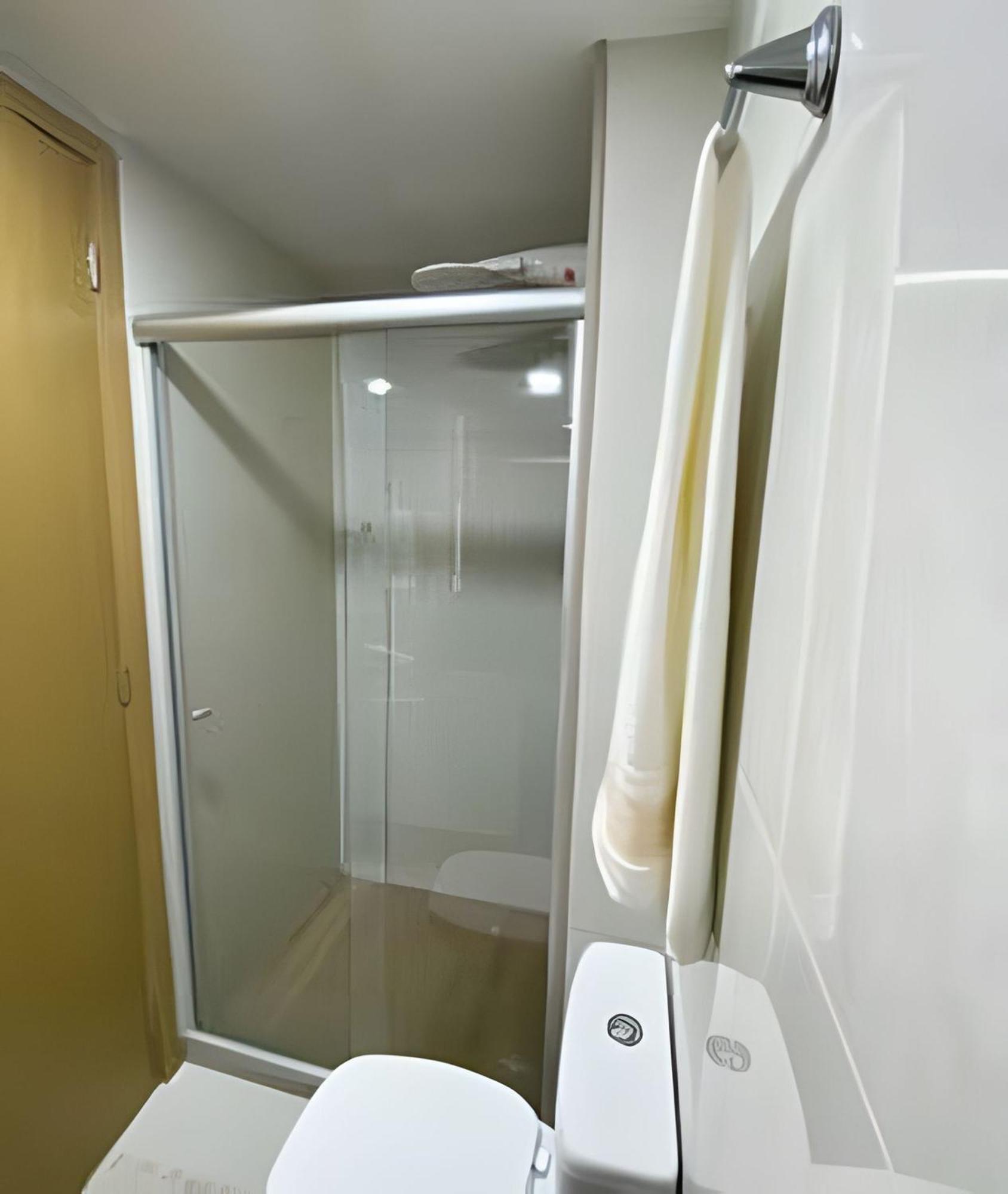 Apartamento E Sala - Localizacao De