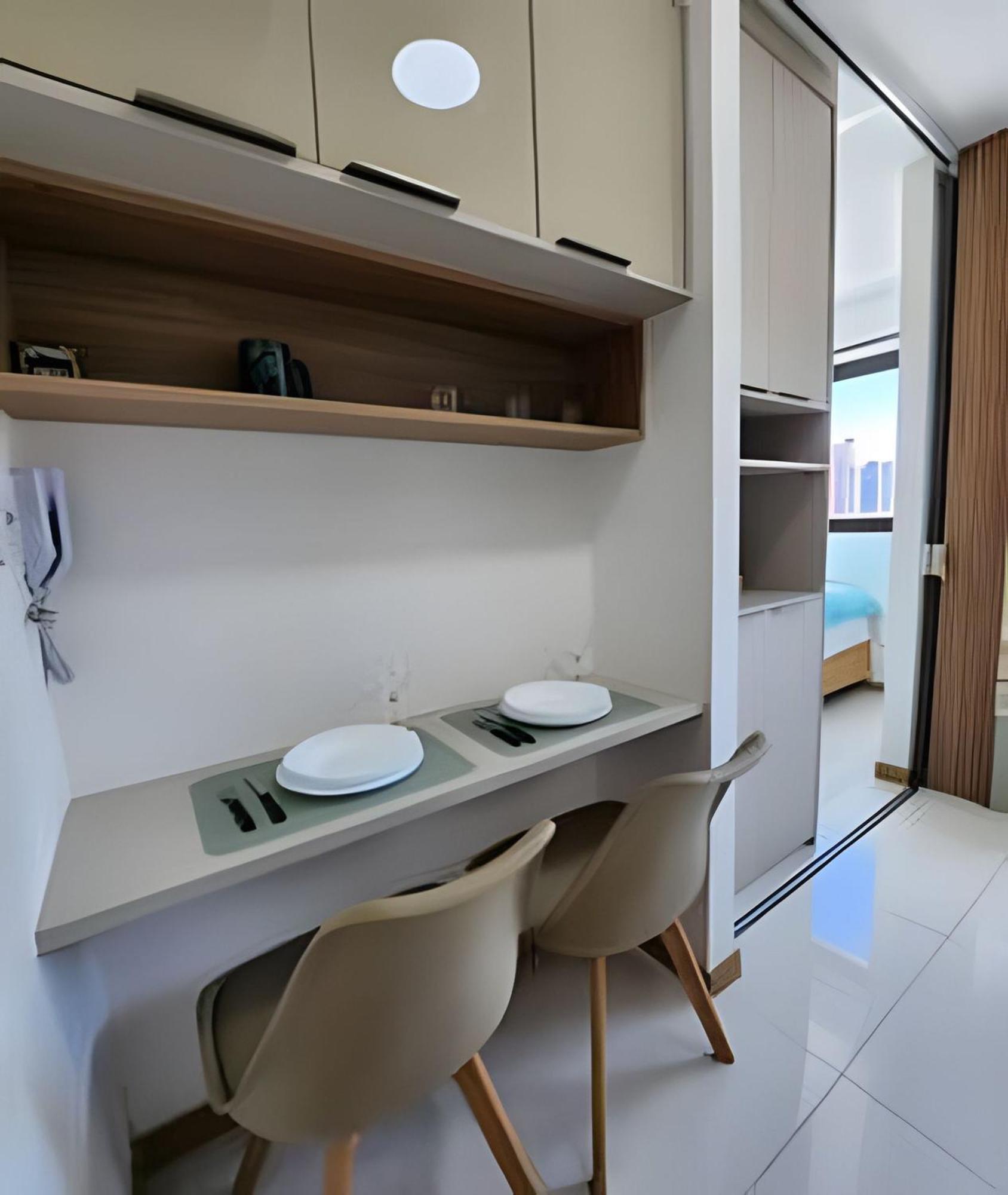 Apartamento E Sala - Localizacao De *